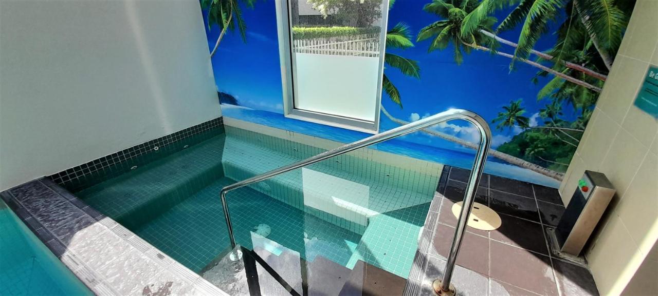 Beautiful Apartment 100Mts Near The Beach In Port Melbourne Eksteriør billede