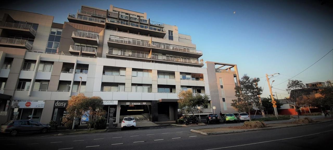 Beautiful Apartment 100Mts Near The Beach In Port Melbourne Eksteriør billede